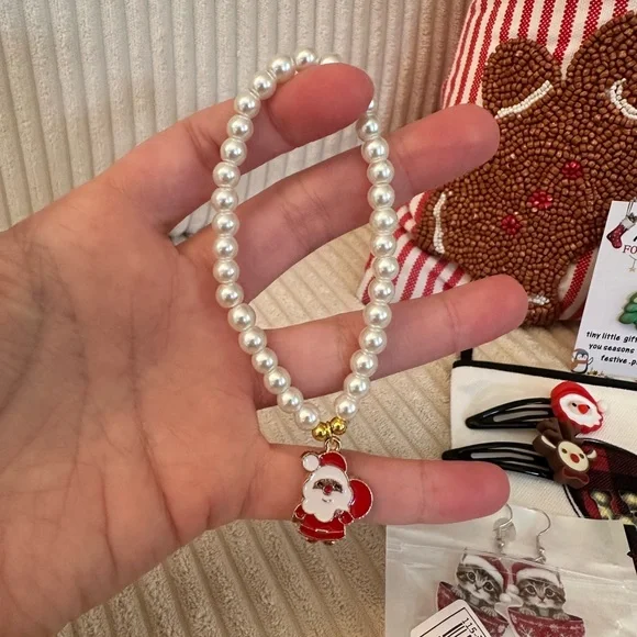 🎁Stuff the Bag🎁 Santa Claus Pouch + Holiday Bundle - Picture 2 of 5